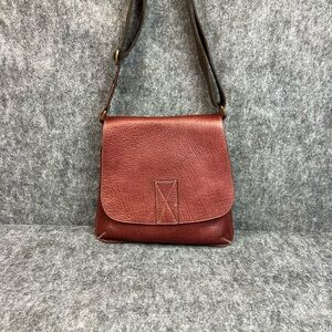 Elegant Messenger Bag Unisex Shoulder Bag Genuine Leather Made In Italy Maroon